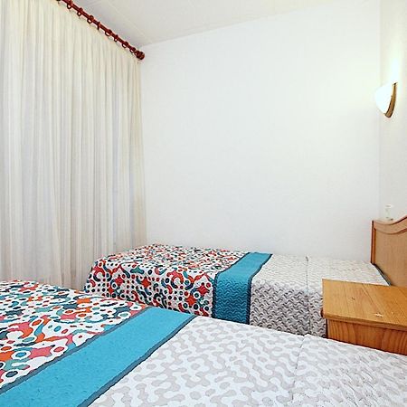 Apartaments Nautic Lloret de Mar Bilik gambar