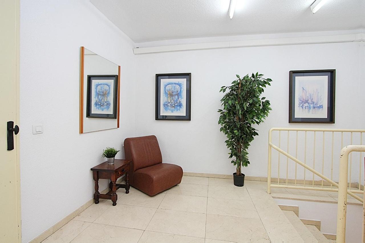 Apartaments Nautic Lloret de Mar Luaran gambar