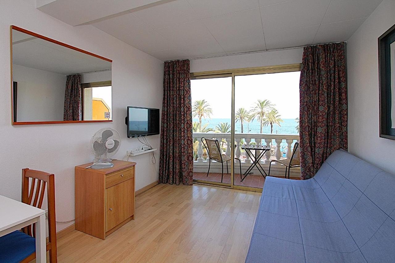 Apartaments Nautic Lloret de Mar Luaran gambar