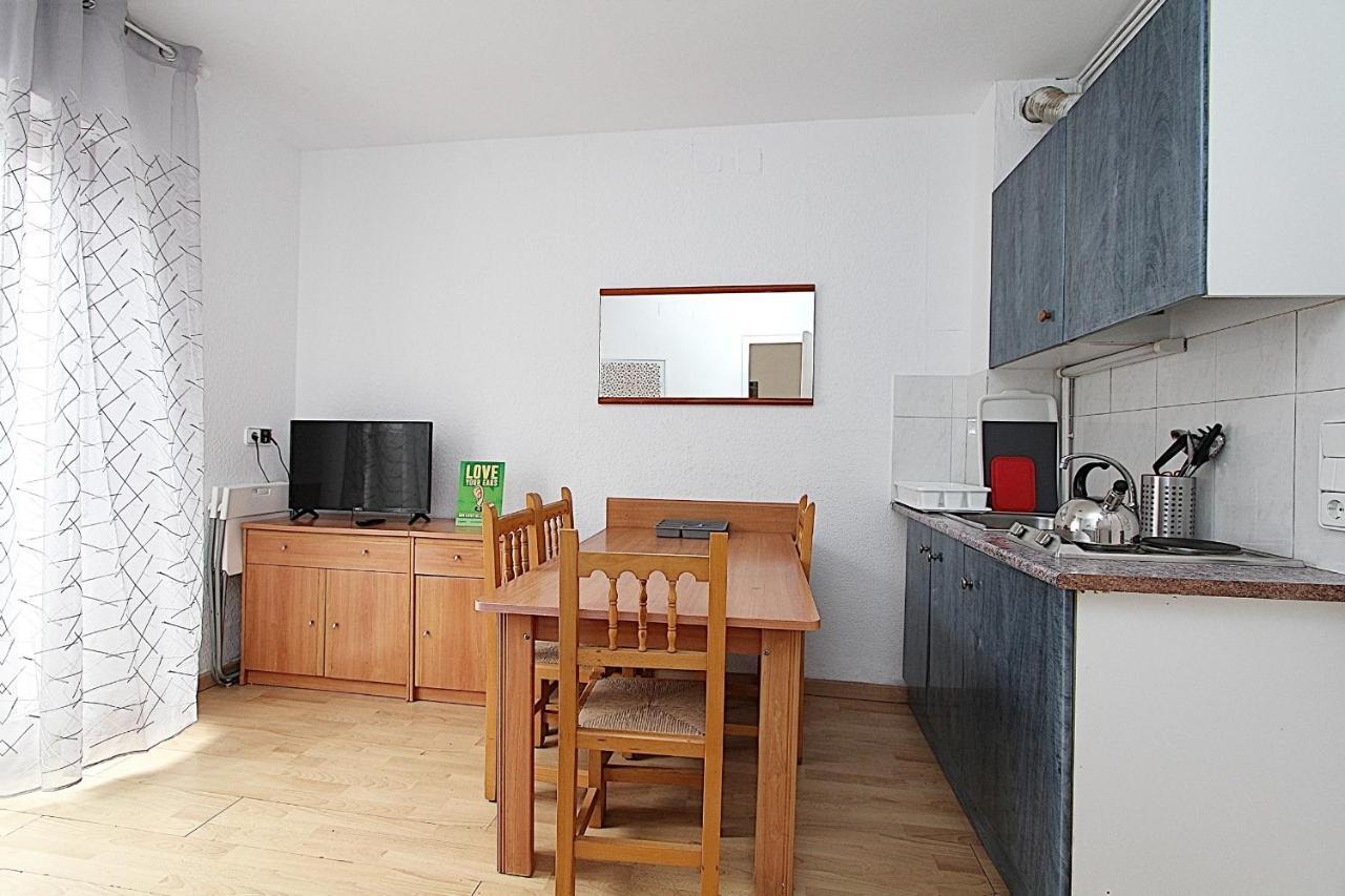 Apartaments Nautic Lloret de Mar Bilik gambar