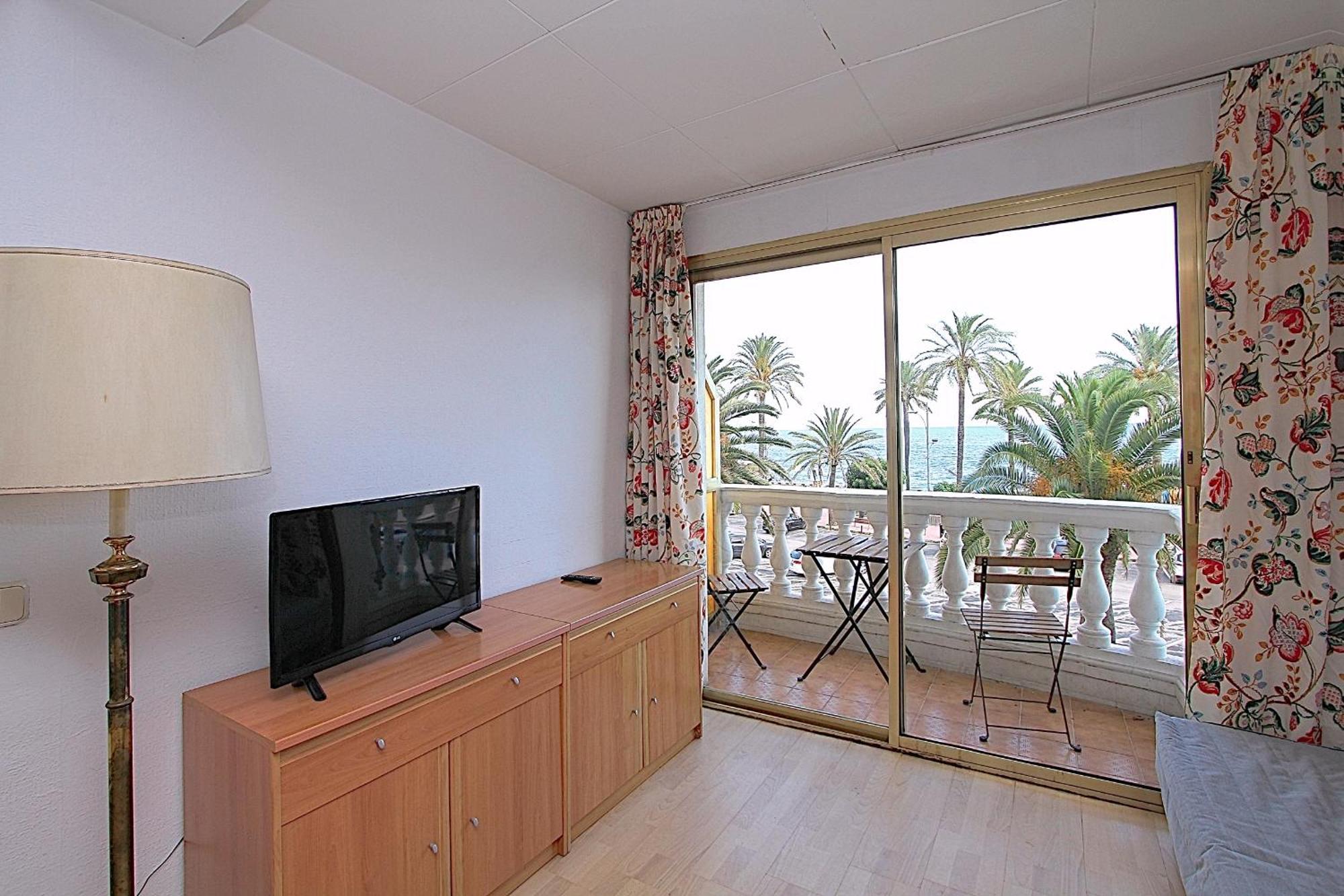 Apartaments Nautic Lloret de Mar Bilik gambar