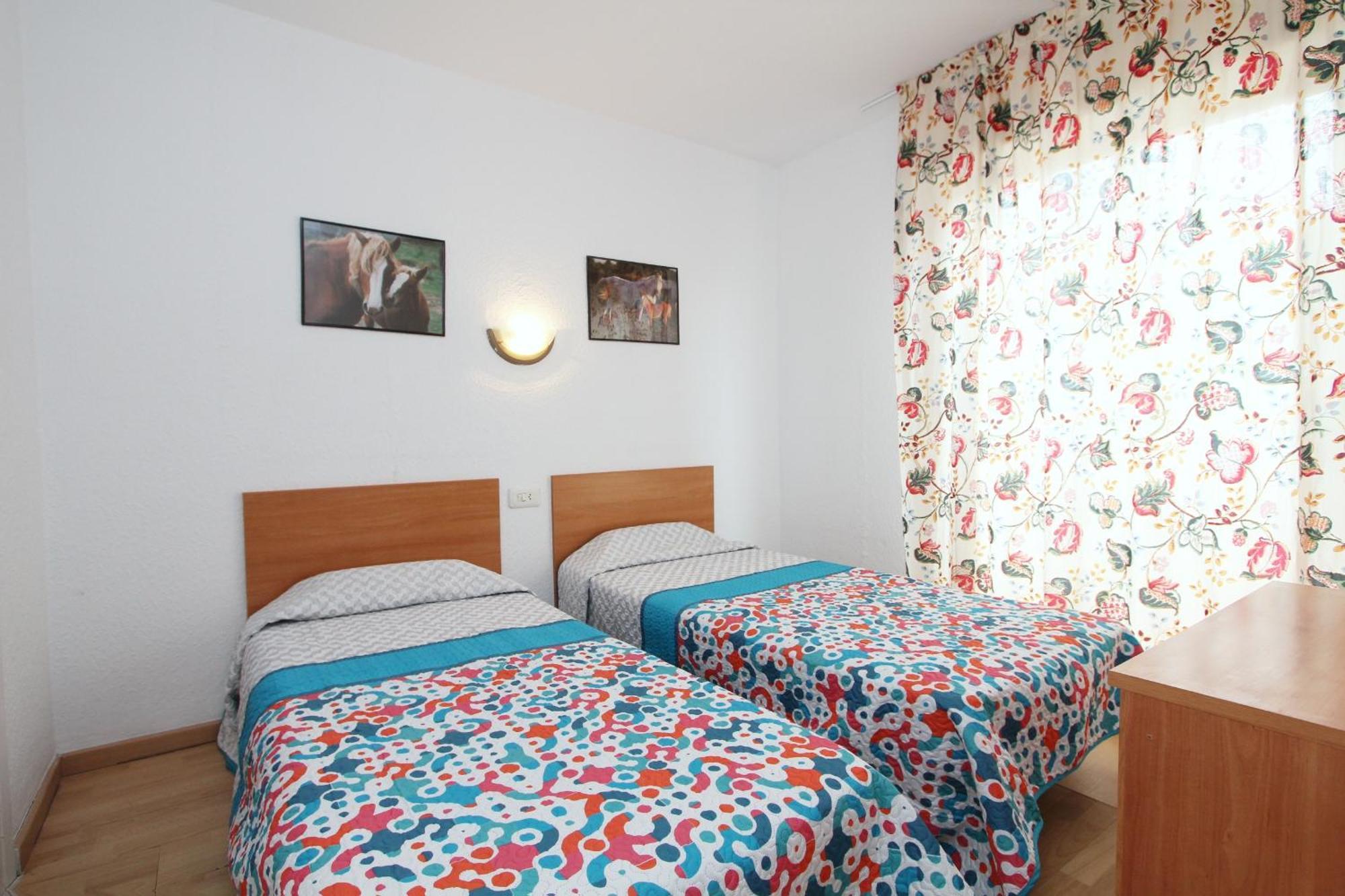 Apartaments Nautic Lloret de Mar Bilik gambar